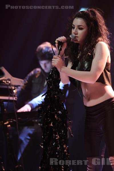 CHARLI XCX - 2012-03-05 - PARIS - La Machine (du Moulin Rouge) - 